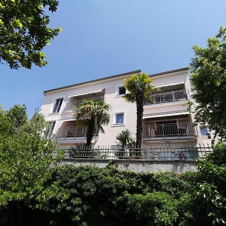 Villa Sara Crikvenica Exteriör bild